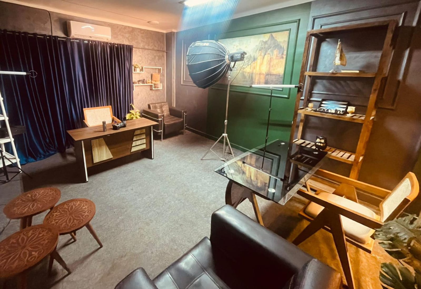 Lecture studio